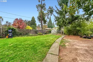 2236 SE 185th Ave, Portland, OR 97233 - Photo 24