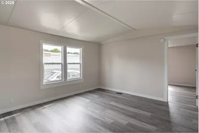 581 NE Alameda #37, Roseburg, OR 97470 - Photo 12