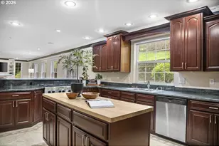 1407 SW Walters Dr, Gresham, OR 97080 - Photo 8