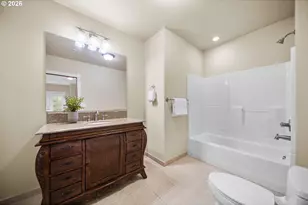 1407 SW Walters Dr, Gresham, OR 97080 - Photo 14