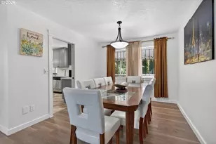 820 NE 168th Pl, Portland, OR 97230 - Photo 8