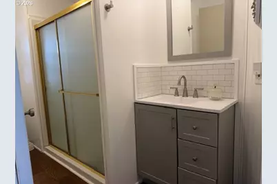 16901 SE Division St #36, Portland, OR 97236 - Photo 8