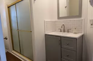 16901 SE Division St, Portland, OR 97236 - Photo 8