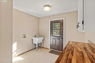 94263 Matheny Creek Ln, Myrtle Point, OR 97458 - Photo 30