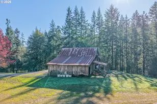 94263 Matheny Creek Ln, Myrtle Point, OR 97458 - Photo 12