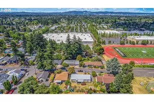 4224 SE 88th Ave, Portland, OR 97266 - Photo 4