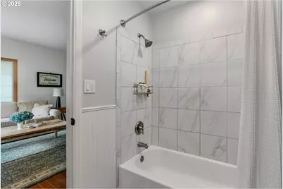 1204 State St, Hood River, OR 97031 - Photo 30