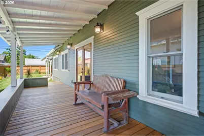 918 C St, Springfield, OR 97477 - Photo 46