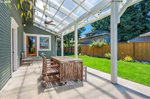 918 C St, Springfield, OR 97477 - Photo 40