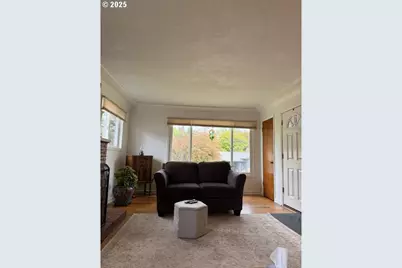 111 SE Anne St, McMinnville, OR 97128 - Photo 12