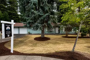 1769 SE Brookwood Ave, Hillsboro, OR 97123 - Photo 2