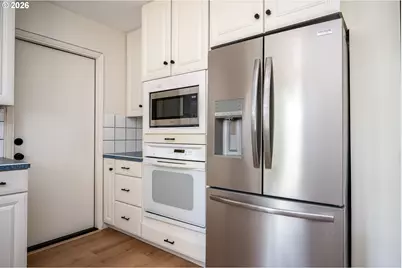1769 SE Brookwood Ave, Hillsboro, OR 97123 - Photo 18