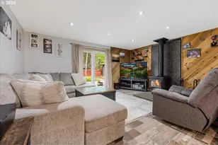 22260 E Wild Fern Ln, Brightwood, OR 97011 - Photo 8