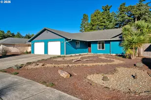 2 Park Village Dr, Florence, OR 97439 - Photo 34