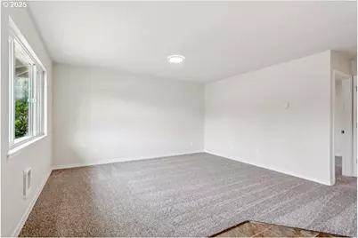 1500 NE Paropa Ct, Gresham, OR 97030 - Photo 8