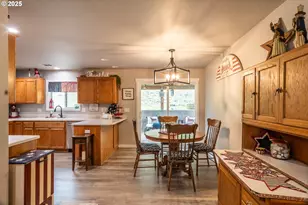 487 SE Dos Gatos Ct, Roseburg, OR 97470 - Photo 10