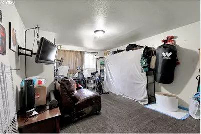 1071 W 11th Ave, Eugene, OR 97402 - Photo 24