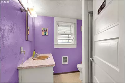 1071 W 11th Ave, Eugene, OR 97402 - Photo 20