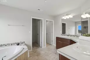 9025 N Dogwood St, Camas, WA 98607 - Photo 22