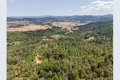 895 Mulberry Ln, Roseburg, OR 97471 - Photo 38