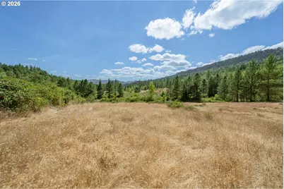 895 Mulberry Ln, Roseburg, OR 97471 - Photo 30