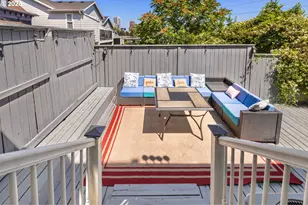117 S Arthur St, Portland, OR 97201 - Photo 36