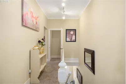 117 S Arthur St, Portland, OR 97201 - Photo 18