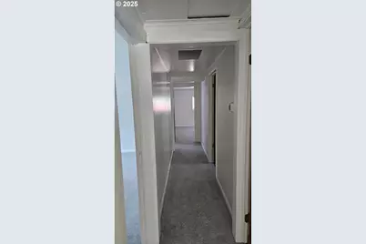 47861 Commercial St, Oakridge, OR 97463 - Photo 14