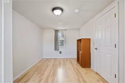 1403 5th St, Tillamook, OR 97141 - Photo 18