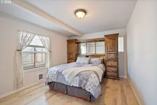 1403 5th St, Tillamook, OR 97141 - Photo 16