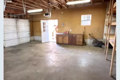 1403 5th St, Tillamook, OR 97141 - Photo 32