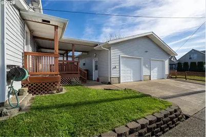 1403 5th St, Tillamook, OR 97141 - Photo 30