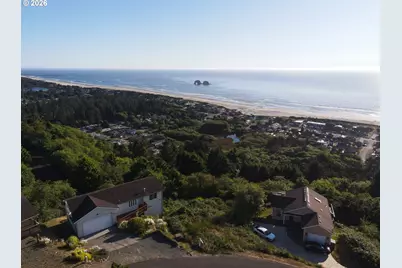 Longview Loop, Rockaway Beach, OR 97136 - Photo 2