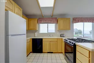 500 E Knoll Ct, The Dalles, OR 97058 - Photo 10