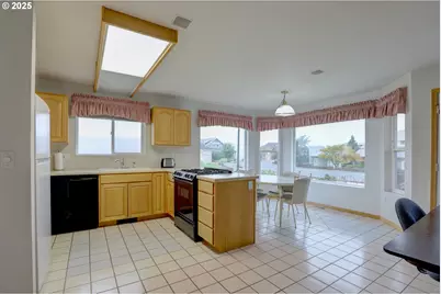 500 E Knoll Ct, The Dalles, OR 97058 - Photo 8