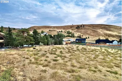 E 17th St, The Dalles, OR 97058 - Photo 14