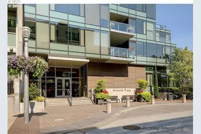 841 S Gaines St #319, Portland, OR 97239 - Photo 2