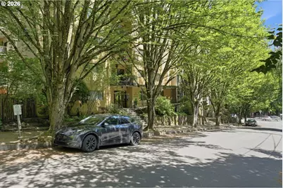 2021 SW Main St #41, Portland, OR 97205 - Photo 42