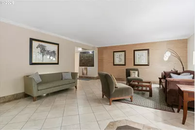 2021 SW Main St #41, Portland, OR 97205 - Photo 34