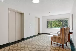 2021 SW Main St, Portland, OR 97205 - Photo 38