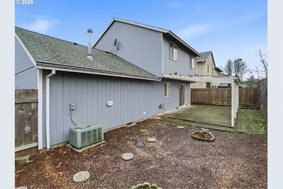 10017 SE Hult St, Portland, OR 97266 - Photo 16