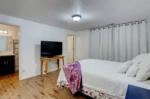 10017 SE Hult St, Portland, OR 97266 - Photo 10