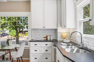 6804 NE Davis St, Portland, OR 97213 - Photo 12