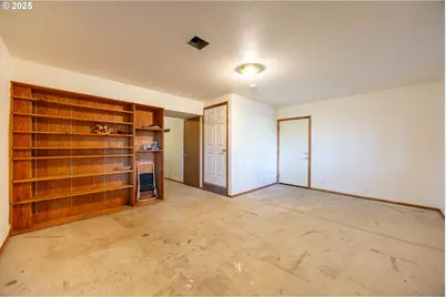 173 Park St, Glide, OR 97443 - Photo 20