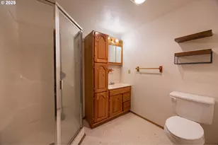 173 Park St, Glide, OR 97443 - Photo 24