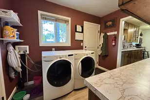 537 Art St, Brookings, OR 97415 - Photo 18