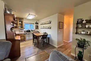 537 Art St, Brookings, OR 97415 - Photo 10