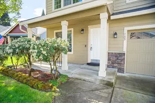 165 Peach Tree Ct, Woodland, WA 98674 - Photo 2