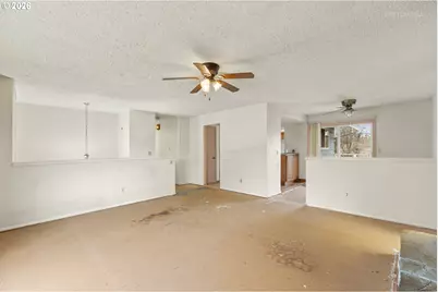 15904 SE Harrison St, Portland, OR 97233 - Photo 4