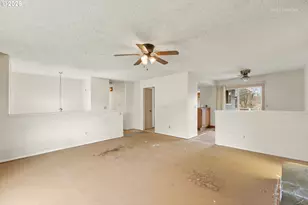 15904 SE Harrison St, Portland, OR 97233 - Photo 4